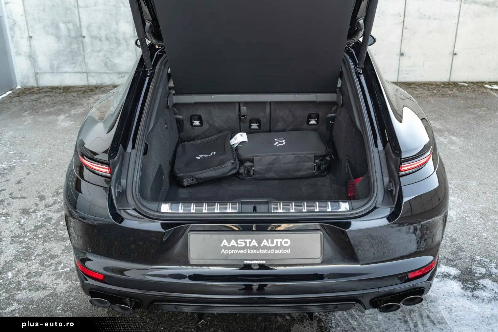 PORSCHE Panamera 4 E-Hybrid APPROVED TOP SPEC