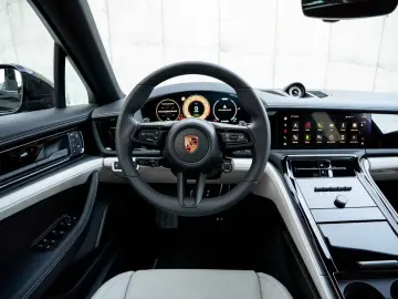 PORSCHE Panamera 4 E-Hybrid APPROVED TOP SPEC