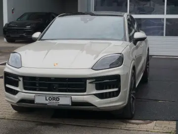 PORSCHE Cayenne E Hybrid Coupe  SportDesign Paket 22 Alu