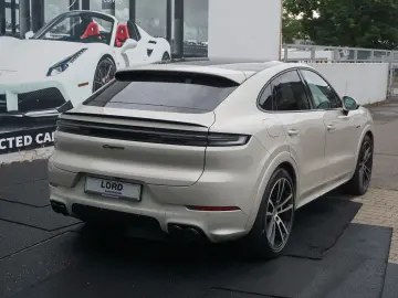 PORSCHE Cayenne E Hybrid Coupe  SportDesign Paket 22 Alu