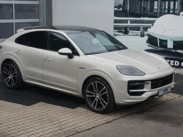 PORSCHE Cayenne E Hybrid Coupe  SportDesign Paket 22 Alu