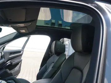 PORSCHE Cayenne Coupe E-Hybrid HAL AHK BOSE INNO Mod2025