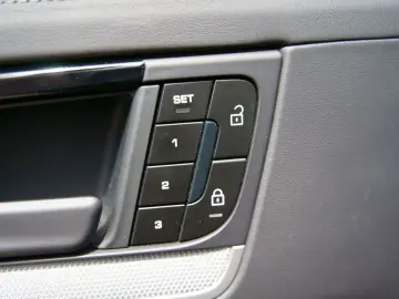 PORSCHE Cayenne Coupe S E-Hybrid Burmester HLA INNO