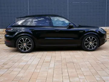 PORSCHE Cayenne E-Hybrid  MASSAGE 4-ZONEN INNO