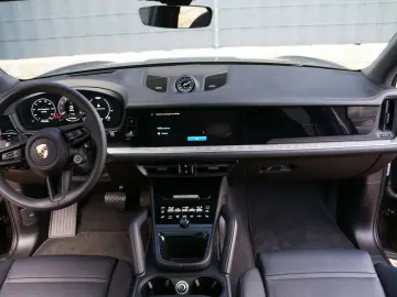 PORSCHE Cayenne E-Hybrid  MASSAGE 4-ZONEN INNO