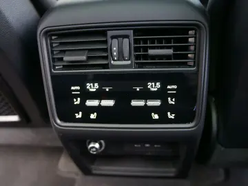 PORSCHE Cayenne E-Hybrid  MASSAGE 4-ZONEN INNO