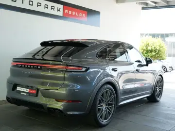 PORSCHE Cayenne Coupe S E-Hybrid SpDesign SpAbgas HAL