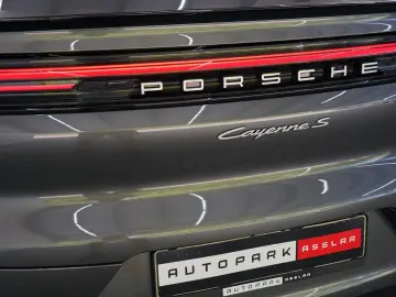 PORSCHE Cayenne Coupe S E-Hybrid SpDesign SpAbgas HAL