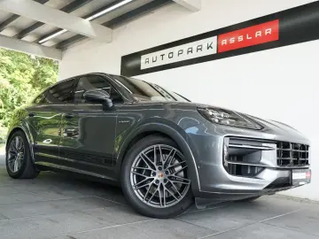 PORSCHE Cayenne Coupe S E-Hybrid SpDesign SpAbgas HAL