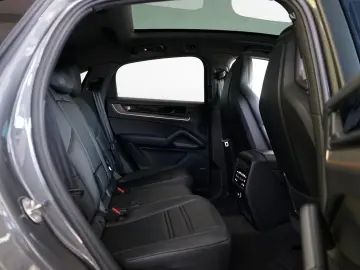PORSCHE Cayenne Coupe S E-Hybrid SpDesign SpAbgas HAL