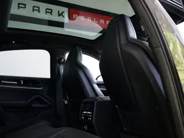 PORSCHE Cayenne Coupe S E-Hybrid SpDesign SpAbgas HAL