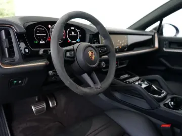 PORSCHE Cayenne Coupe S E-Hybrid SpDesign SpAbgas HAL