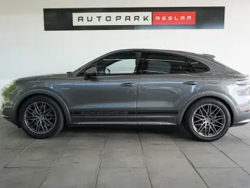 PORSCHE Cayenne Coupe S E-Hybrid SpDesign SpAbgas HAL