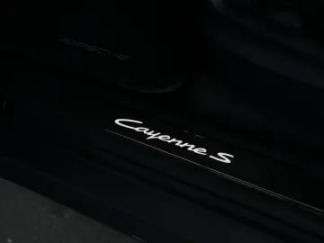 PORSCHE Cayenne Coupe S E-Hybrid SpDesign SpAbgas HAL