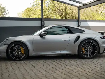 PORSCHE 911 Turbo S  Aero-Kit Carbondach Acrapovic LIFT
