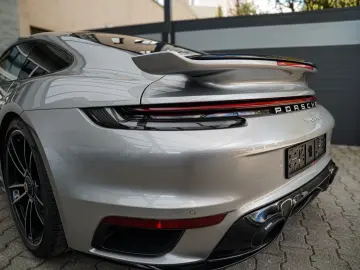PORSCHE 911 Turbo S  Aero-Kit Carbondach Acrapovic LIFT