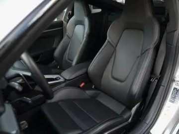 PORSCHE 911 Turbo S  Aero-Kit Carbondach Acrapovic LIFT