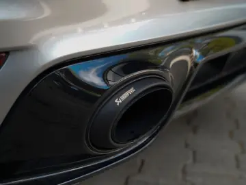 PORSCHE 911 Turbo S  Aero-Kit Carbondach Acrapovic LIFT