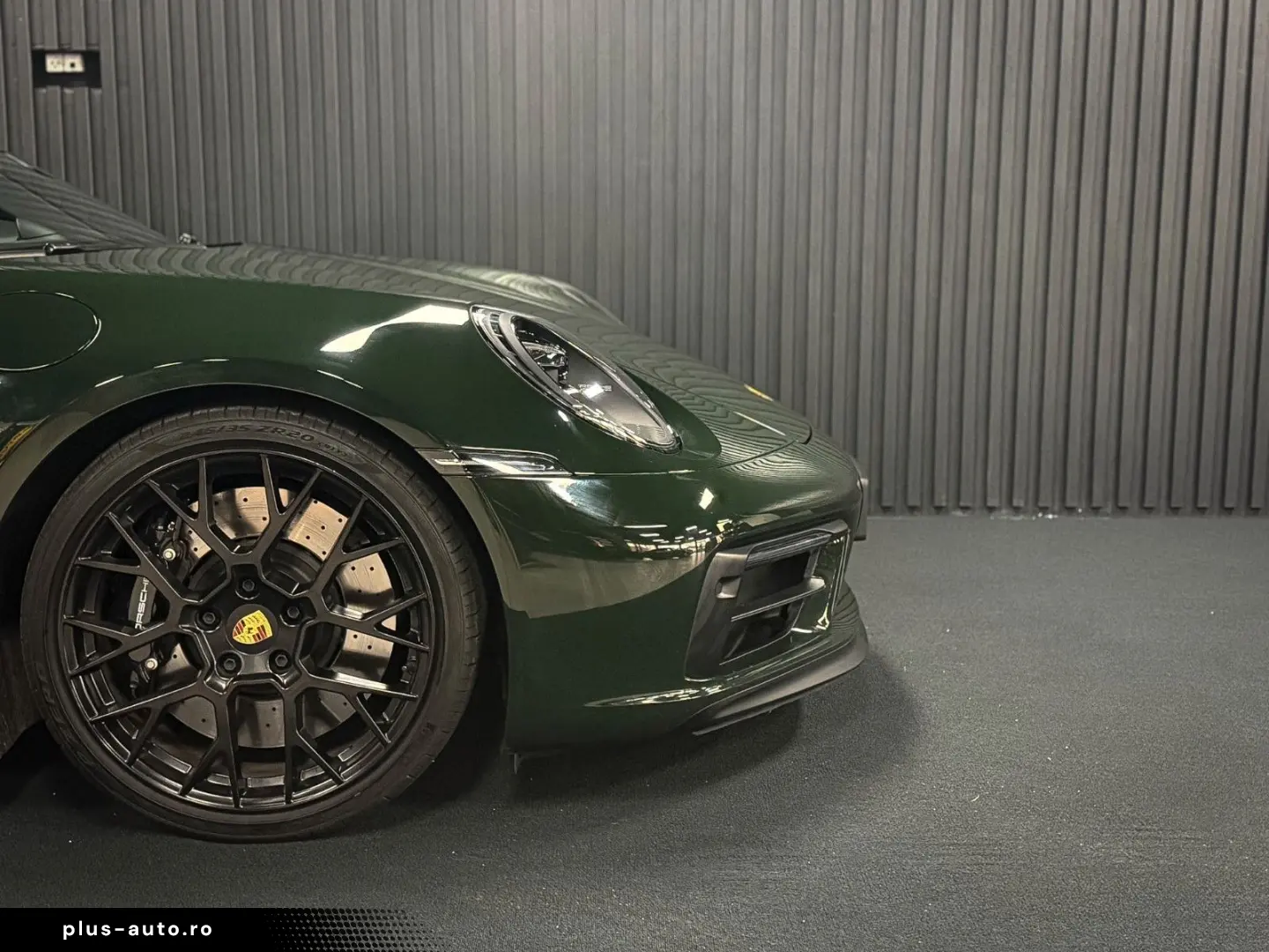 PORSCHE 911 Carrera 4 GTS Cabriolet