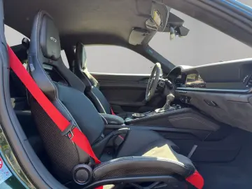 PORSCHE 992 GT3 CARBON