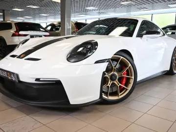 PORSCHE 911 GT3 CLUBSPORT BOSE CARBON LIFTING