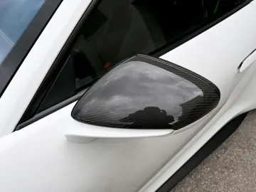 PORSCHE 911 GT3 CLUBSPORT BOSE CARBON LIFTING