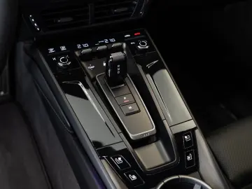 PORSCHE 911 (992.2) Carrera 4 GTS T-Hybrid TECHART Lift