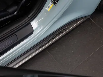 PORSCHE 911 (992.2) Carrera 4 GTS T-Hybrid TECHART Lift