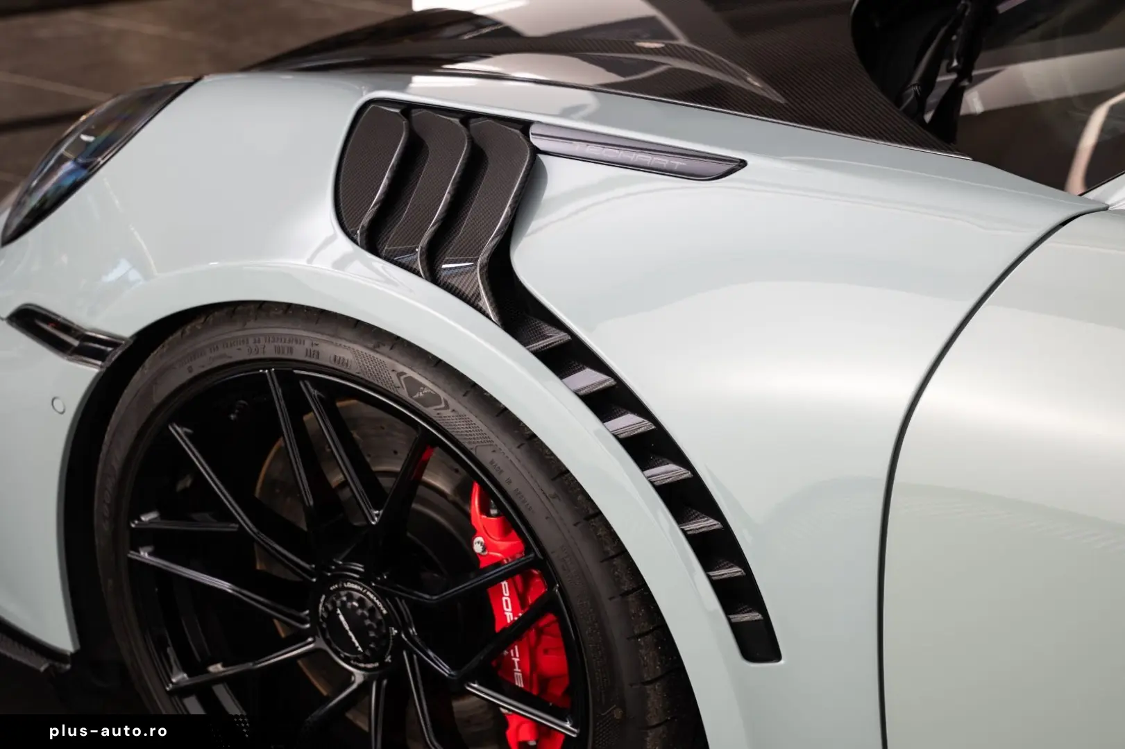 PORSCHE 911 (992.2) Carrera 4 GTS T-Hybrid TECHART Lift