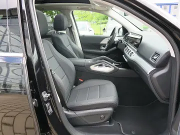 MERCEDES-BENZ GLE 400 e AMG Line Plus Pano AHK Memor…