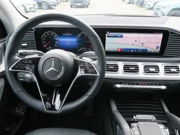MERCEDES-BENZ GLE 400 e AMG Line Plus Pano AHK Memor…