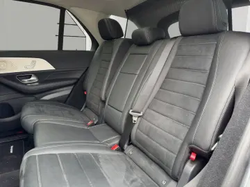 MERCEDES-BENZ GLE 350 de AMG Night Pano AHK Burme 36…