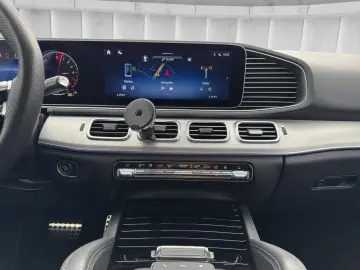 MERCEDES-BENZ GLE 350 de AMG Night Pano AHK Burme 36…