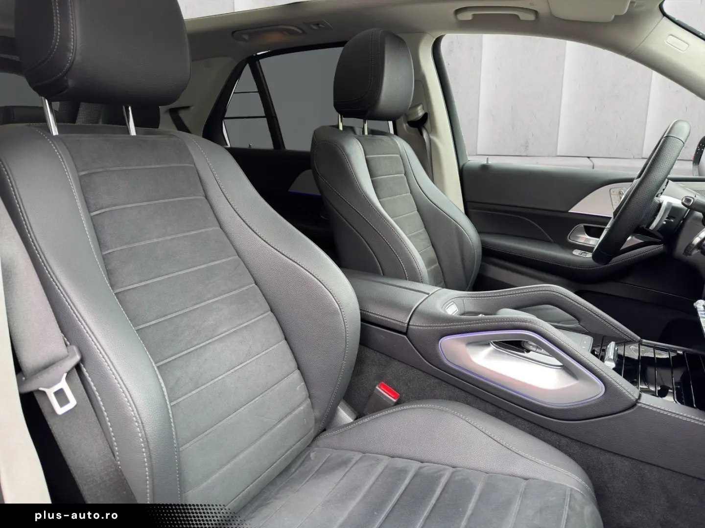 MERCEDES-BENZ GLE 350 de AMG Night Pano AHK Burme 36&hellip;