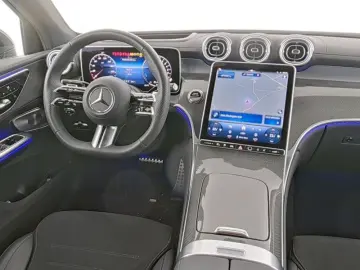 MERCEDES-BENZ GLC 300 e AMG Coupe Prem  Pano DIS Bur…