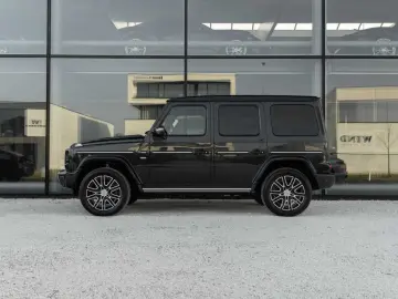MERCEDES-BENZ G 580 AMG Nappaleder Burmester Sunroof