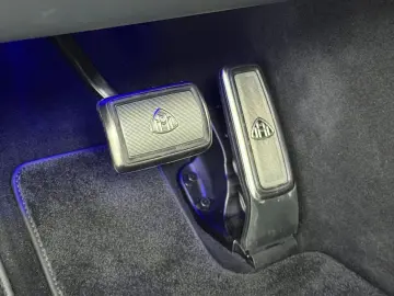 MERCEDES-BENZ GLS 600 Maybach 4MATIC   E-Active Body Control