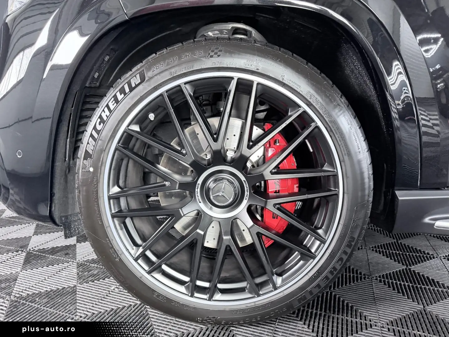 MERCEDES-BENZ GLS 63 AMG 4M - Carbon- HUD- Pano- TV-&hellip;