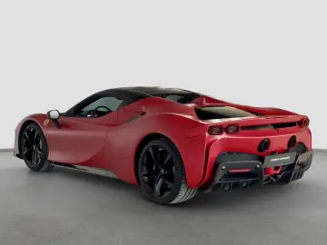 FERRARI SF90 Spider      Ferrari Frankfurt
