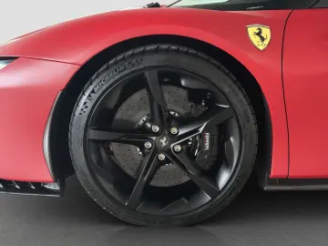 FERRARI SF90 Spider      Ferrari Frankfurt