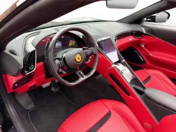 FERRARI Roma Spider   Carbon   ACC   LED   PDIS