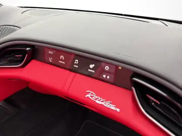 FERRARI Roma Spider   Carbon   ACC   LED   PDIS