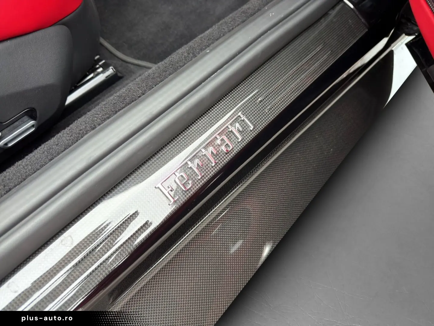 FERRARI Roma Spider   Carbon   ACC   LED   PDIS