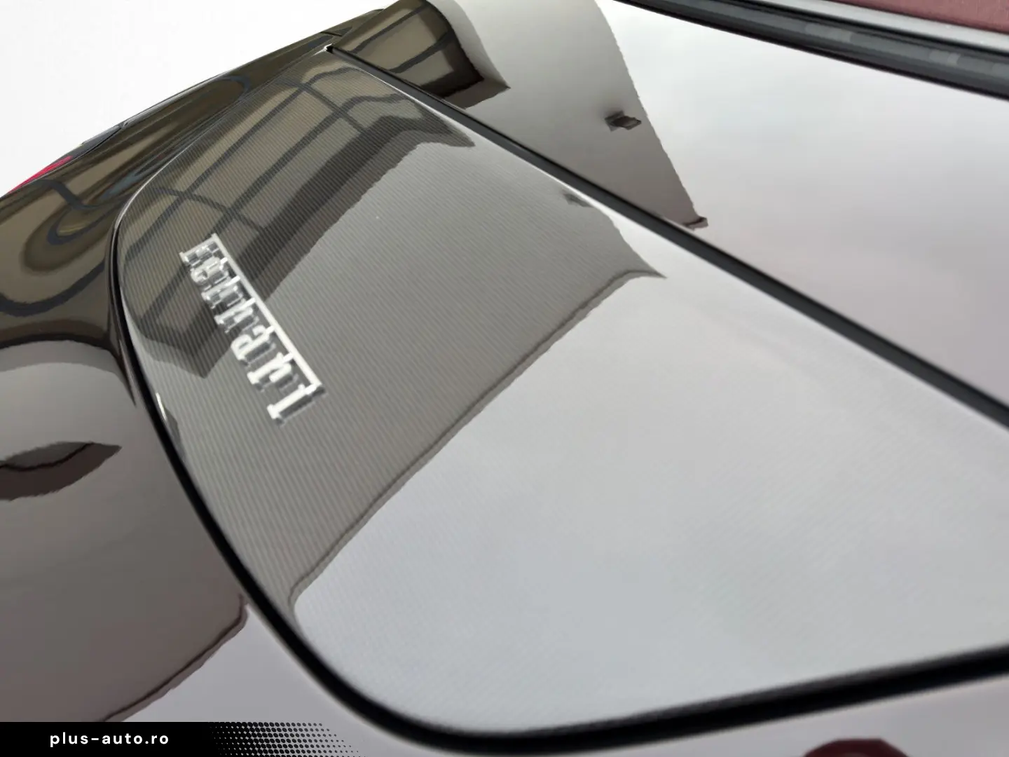 FERRARI Roma Spider   Carbon   ACC   LED   PDIS