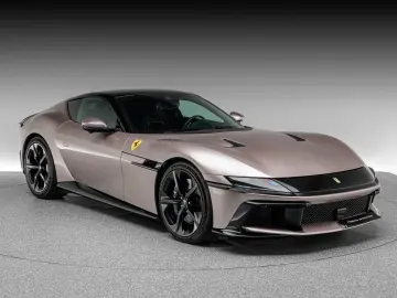 FERRARI 12Cilindri