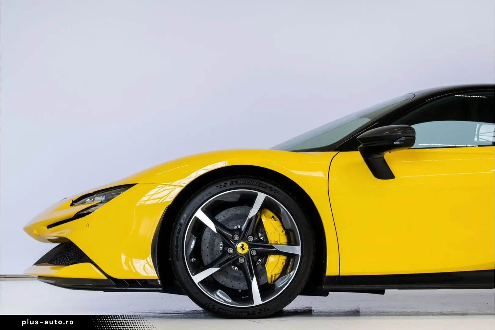 FERRARI SF90 Stradale 4.0 V8 Assetto Fiorano  Racing Sea