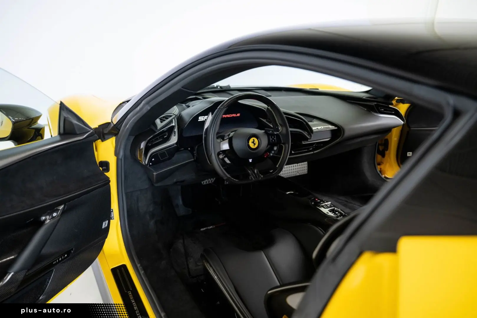 FERRARI SF90 Stradale 4.0 V8 Assetto Fiorano  Racing Sea
