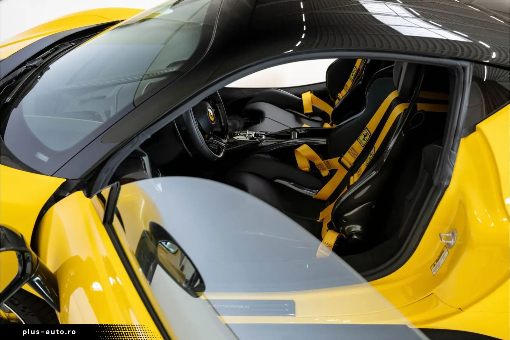 FERRARI SF90 Stradale 4.0 V8 Assetto Fiorano  Racing Sea