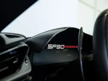 FERRARI SF90 Stradale 4.0 V8 Assetto Fiorano  Racing Sea