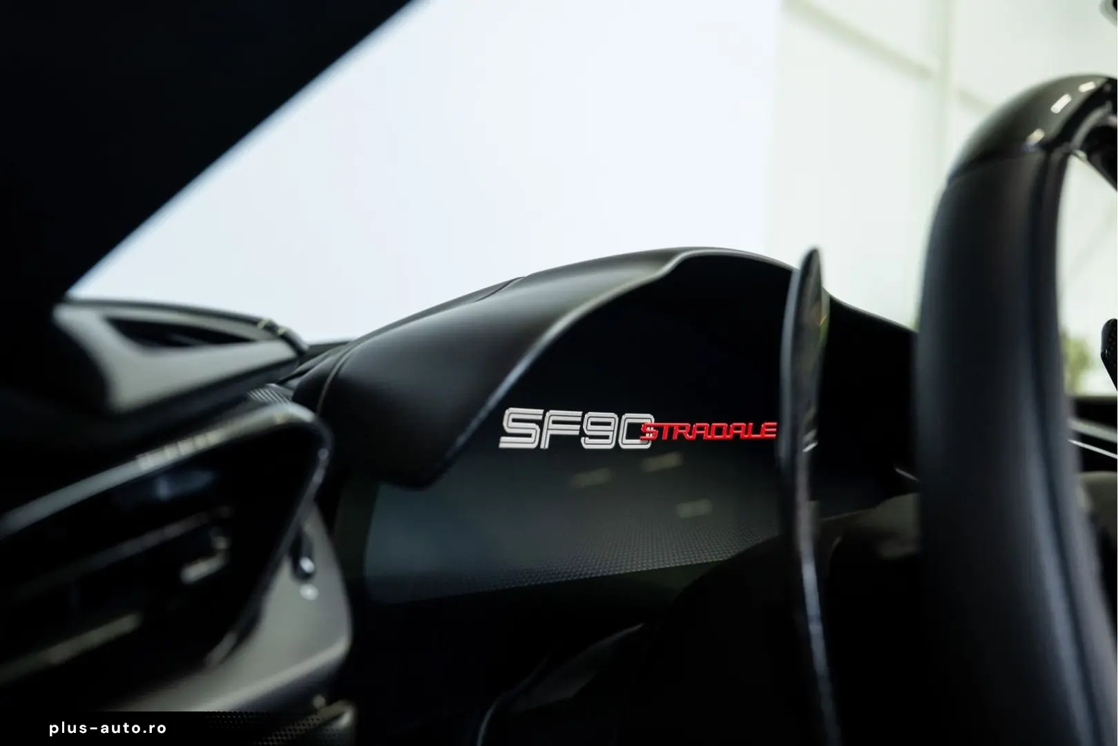 FERRARI SF90 Stradale 4.0 V8 Assetto Fiorano  Racing Sea